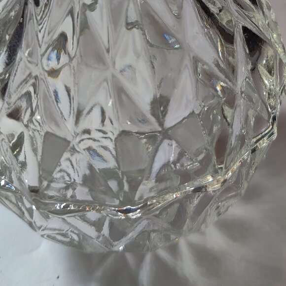 Pear Shaped Clear Glass Trinket dish with lid. Small & pretty, Unmarked, Shines - Picture 3 of 5